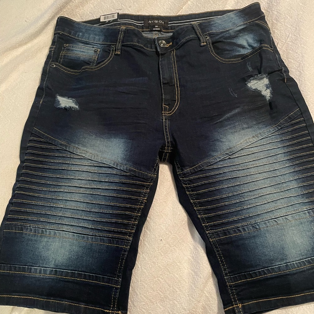 New with tags Mens jean shorts